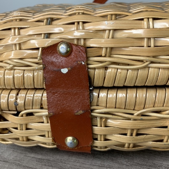 Vintage/Retro Natural Wicker Leather Trim Purse - Picture 7 of 11